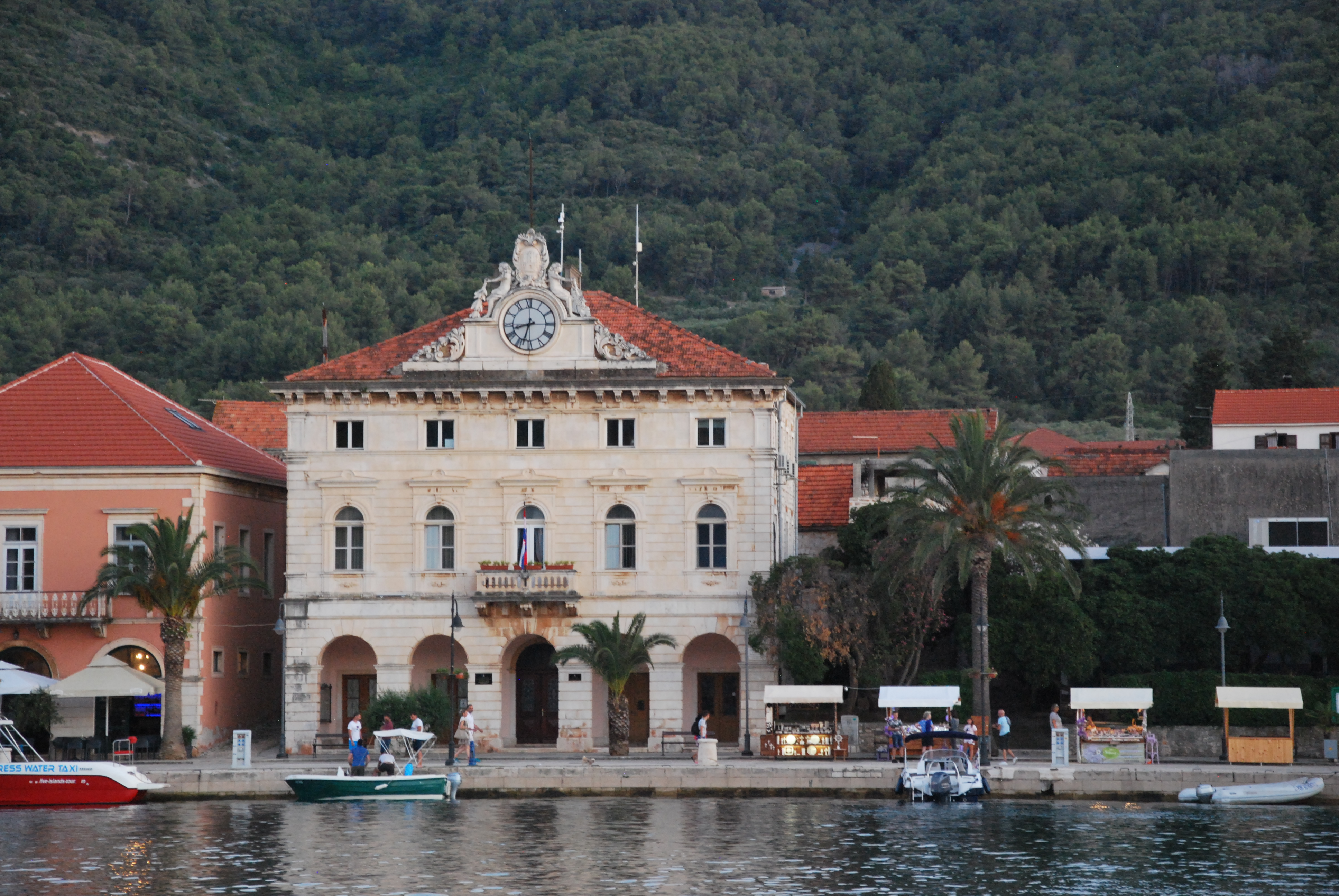 Hvar